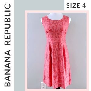 🌟EUC🌟 Banana Republic Dress (size 4)